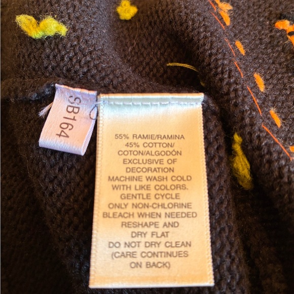 Susan Bristol Vintage Embroidered Ice Skating Themed Cardigan Size Small - Picture 5 of 5